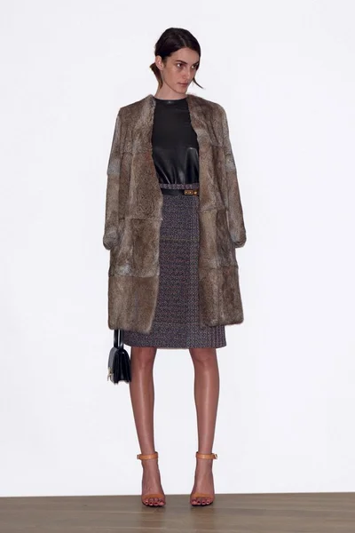 Look 18